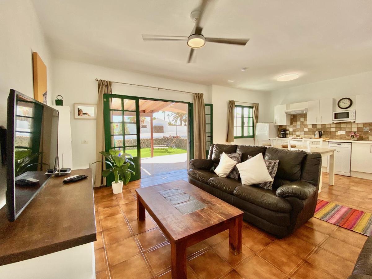 Terracitas 3 Hiru , Coqueto Bungalow Con Ac , Terraza Y Piscina Comunitaria Playa Blanca  Ngoại thất bức ảnh