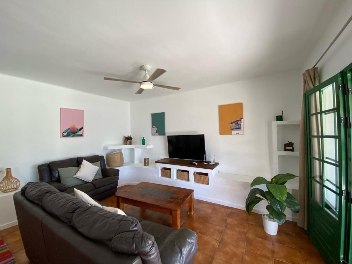 Terracitas 3 Hiru , Coqueto Bungalow Con Ac , Terraza Y Piscina Comunitaria Playa Blanca  Ngoại thất bức ảnh